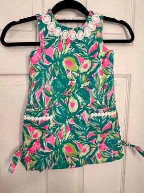 Little Lilly Shift Dress size 4 
Lilly Pulitzer